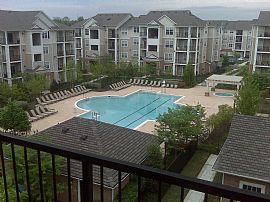 Clean 2 Bedroom Condo - Available Immediately  in Germantown, MD (Photo 7 of 11)