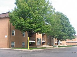 Extra Large 2 Bedroom Apartment with Balcony  in Benton Harbor, MI (Photo 12 of 12)