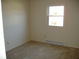 Extra Large 2 Bedroom Apartment with Balcony  in Benton Harbor, MI (Photo 8 of 12)