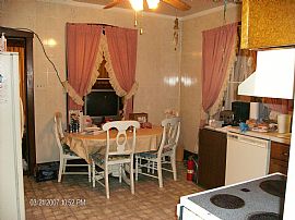 Fantastic 5 Bedroom Home for Rent with Option to Buy in Berwyn, IL (Photo 5 of 8)