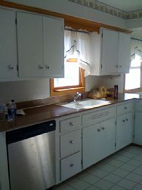 Perfect 3 Bedroom Home For Single Family in Brooklyn Center    in Brooklyn Center, MN (Photo 5 of 8)