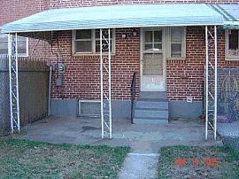 Pet Friendly 2 Bedroom Home with Fenced Yard -  Available in May in Jeffersonville, PA (Photo 5 of 6)