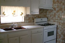 Lower Level  Duplex Ranch in The Town in Newburgh, NY (Photo 3 of 4)