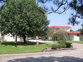 Gorgeous 1 Bedroom Apartment on First Floor  in Friendswood, TX (Photo 1 of 2)