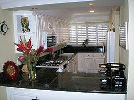 Beautiful 2 Bedroom Townhouse in Sunny Hills! in Fullerton, CA (Photo 2 of 7)