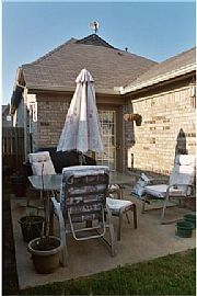 Lovely 3 Bedroom Home with Low Maintenance  in Cordova, TN (Photo 5 of 8)