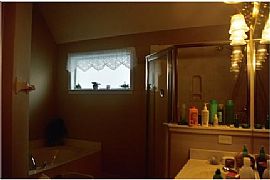 Lovely 3 Bedroom Home with Low Maintenance  in Cordova, TN (Photo 7 of 8)