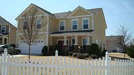 Beautiful 4 Bedroom Home with Great Yard and Great Schools in Cumming, GA