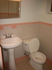 Great 1 Bedroom Basement Apartment Private Yard in North Billerica, MA (Photo 5 of 9)