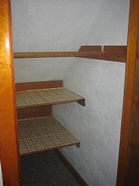 Great 1 Bedroom Basement Apartment Private Yard in North Billerica, MA (Photo 7 of 9)