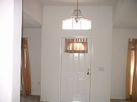 Beautiful, Spacious 3 Bedroom Home with Central Air              in Poinciana, FL (Photo 3 of 4)