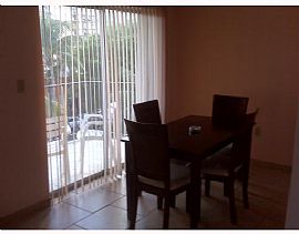 Great 2 Bedroom Apartment with Tile Floor, Community Pool in North Miami Beach, FL (Photo 2 of 5)