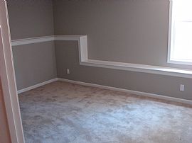 Beautiful 3 Bedroom Home in Waldo near Rockhurst and UMKC in Kansas City, MO (Photo 6 of 8)