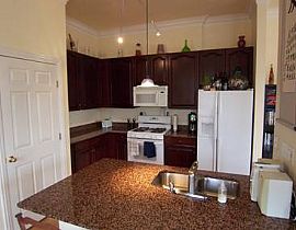 Furnished 1 Bedroom Townhouse in Soho  in Manhattan, NY (Photo 3 of 8)