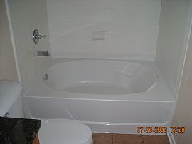 2/2 Condo in The Gardens of Bridge Hampton in Jacksonville, FL (Photo 6 of 6)