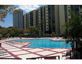 Enticing 1 Bedroom Apartment with Gated Community in Sunny Isles Beach, FL