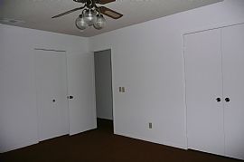 Cozy 3 Bedroom Home with Private Pool and Spa in Redlands, CA (Photo 6 of 12)