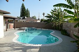 Cozy 3 Bedroom Home with Private Pool and Spa in Redlands, CA (Photo 9 of 12)