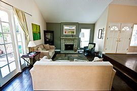 Beautiful Remodeled Spacious Home in Very Nice Location in Irvine, CA (Photo 3 of 6)