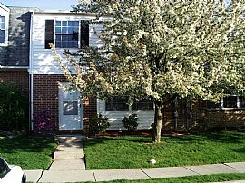 $1300 Spacious 3 Br 2.5 Ba Frederick Townhouse Avail July 1 in Frederick, MD