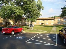 Serene 2 Bedroom Apartment in Quiet 24 Unit Complex in Smyrna, GA
