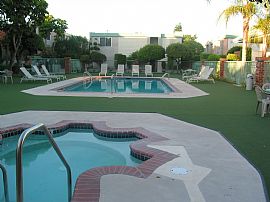 Spacious, Charming, and Cozy 2 Bedroom Condo with Balcony   in Encino, CA (Photo 2 of 7)