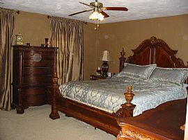 Cozy 4 Br, 2.5 Ba Home with Master Suite and Master Bedroom! in Virginia Beach, VA (Photo 1 of 6)