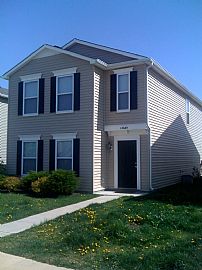 Beautiful 3 Bedroom Home with 2 Car Garage in Fishers, IN