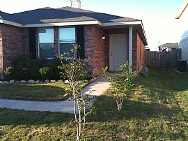 Spacious 3 Bedroom Home with 1750 Sq. Ft. - 1/2 Off First Month! in Justin, TX