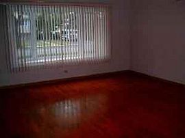 Cozy 3 Bedroom Single Family Split Level Home with Full Basement in Addison, IL (Photo 3 of 4)