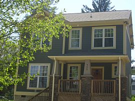 Fabulous, Newer 3 Bedroom Home Only Minutes to Hospitals  in Asheville, NC