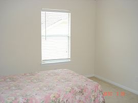 Bright, Clean 2-Story 4 Bedroom Home in Sugar Land in Sugar Land, TX (Photo 10 of 12)