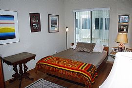 Beautiful 3 Bedroom Condo in Biltmore Palms Gated Community  in Phoenix, AZ (Photo 8 of 12)