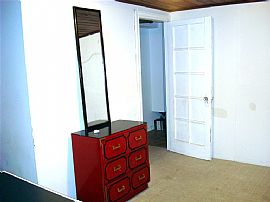 Big Studio Apartment with New Bathroom and Close to Park  in Brooklyn, NY (Photo 6 of 6)