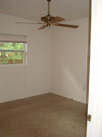  2 Bedroom Duplex Apartment near I-4 and Shopping in Altamonte Springs, FL (Photo 5 of 6)
