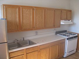 Rent-To-Own This Lovely 4 Bedroom Marcus Hook Home in Marcus Hook, PA (Photo 3 of 6)