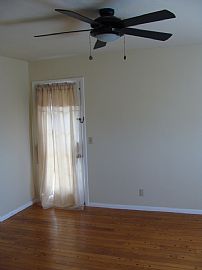 Beautiful 3 Bedroom Home with Grand Views and Close to Beach  in La Jolla, CA (Photo 2 of 11)