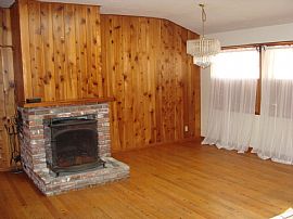 Beautiful 3 Bedroom Home with Grand Views and Close to Beach  in La Jolla, CA (Photo 4 of 11)