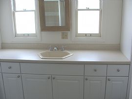 Beautiful 3 Bedroom Home with Grand Views and Close to Beach  in La Jolla, CA (Photo 5 of 11)