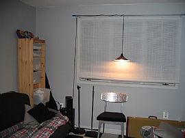 Beautiful 5 Bedroom Single Family Home with 2 Car Garage in Cherry Hill, NJ (Photo 3 of 12)