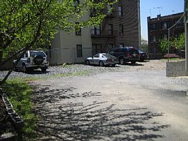 Renovated 3 Bedroom Apartment - Section 8 Tenants Welcome!! in Yonkers, NY (Photo 5 of 6)