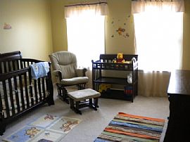 Elegant 5 BR, 3 BA Executive Home - Move in Special - $1950     in Braselton, GA (Photo 3 of 8)