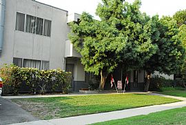 Quiet 2 Bedroom Apartment with Balcony in NO HO! in North Hollywood, CA (Photo 6 of 7)