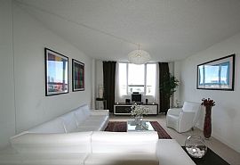 Spacious, Furnished 1 BR, 1 BA Apartment on 1440 N Street in Washington, DC (Photo 5 of 7)