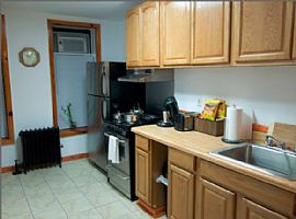 Furnished 1 Br, 1 Ba Apartment at Wilder Ave. in Honolulu, HI (Photo 7 of 10)