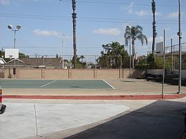 Outstanding 2 Bedroom Apartment with Utilities Paid in Huntington Beach, CA (Photo 2 of 5)