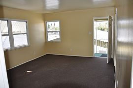 Beautiful 2 Bedroom Home with New Paint - Near Atlantic in Bell, CA (Photo 2 of 12)