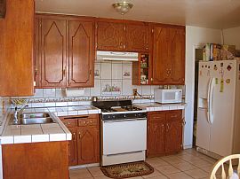 Beautiful 3 Bedroom Home Near The Casino Morongo in Banning, CA (Photo 8 of 12)