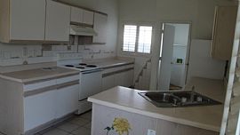 Remodeled 3 Bedroom Home with 1/2 Off Deposit - Sec 8 Accepted in Phoenix, AZ (Photo 2 of 3)