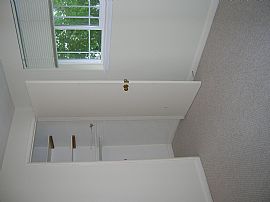 Fantastic 2 Bedroom Duplex Townhouse - One Block From Alki Beach in West Seattle, WA (Photo 9 of 9)